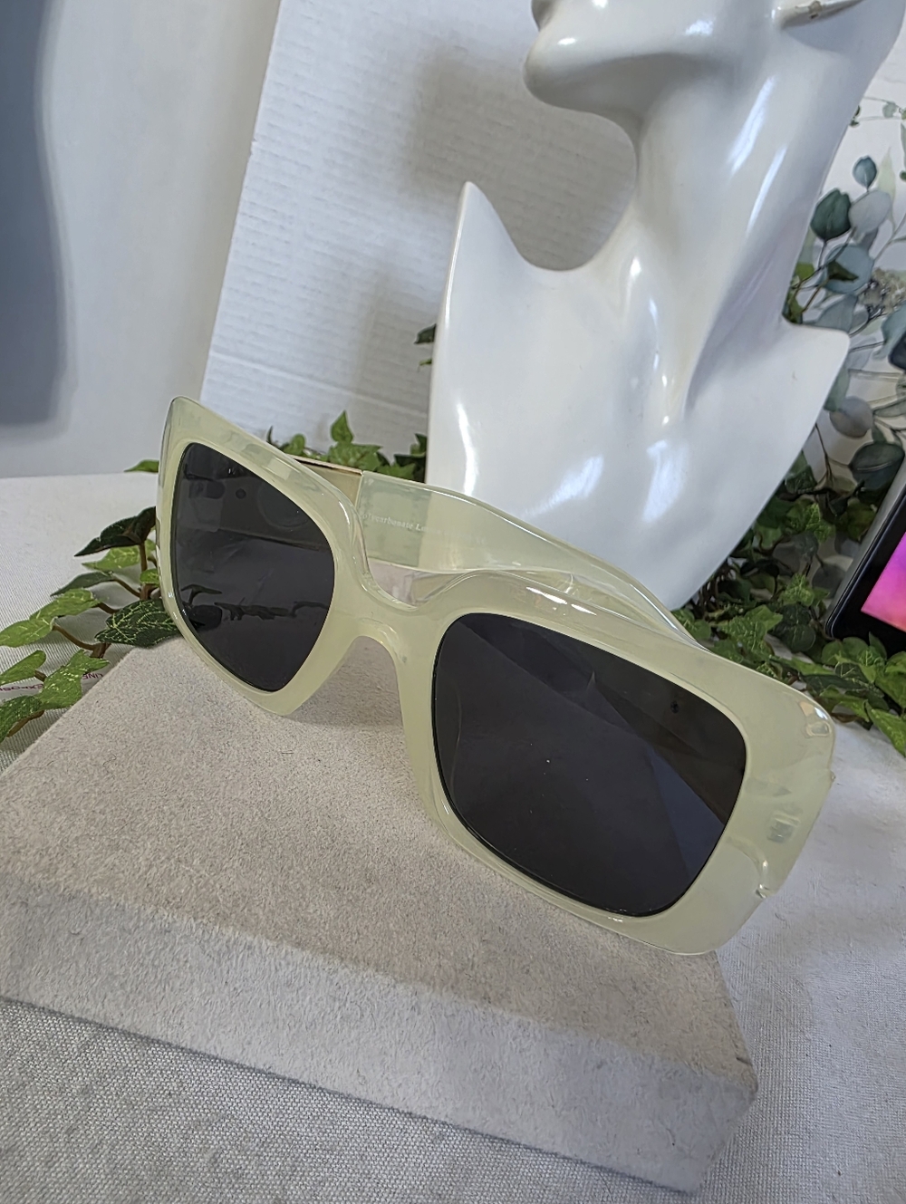 Sunglasses With a Vaseline Green Yellow Rectangular Frame And Gold On Temple New